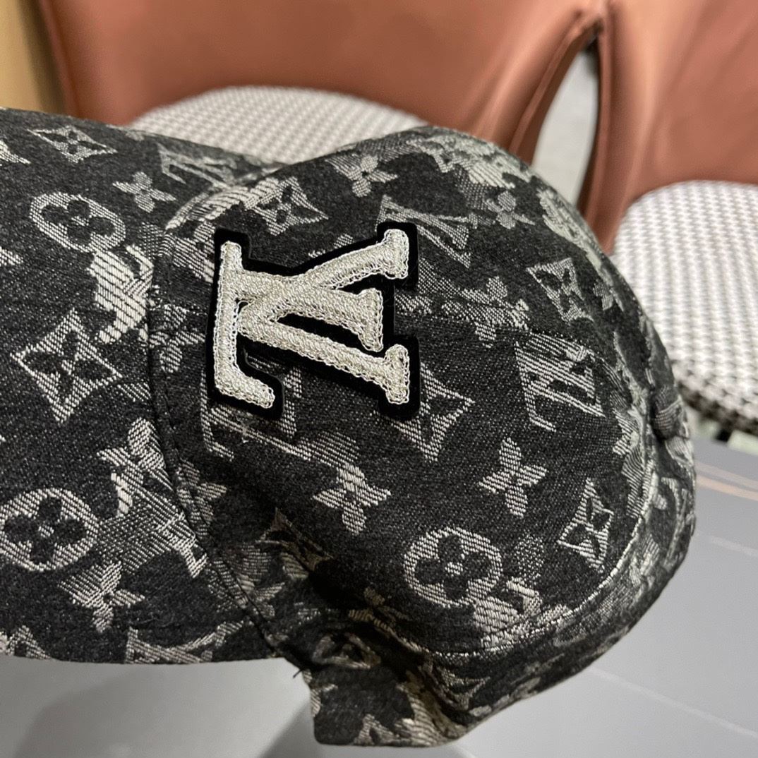 Louis Vuitton Caps